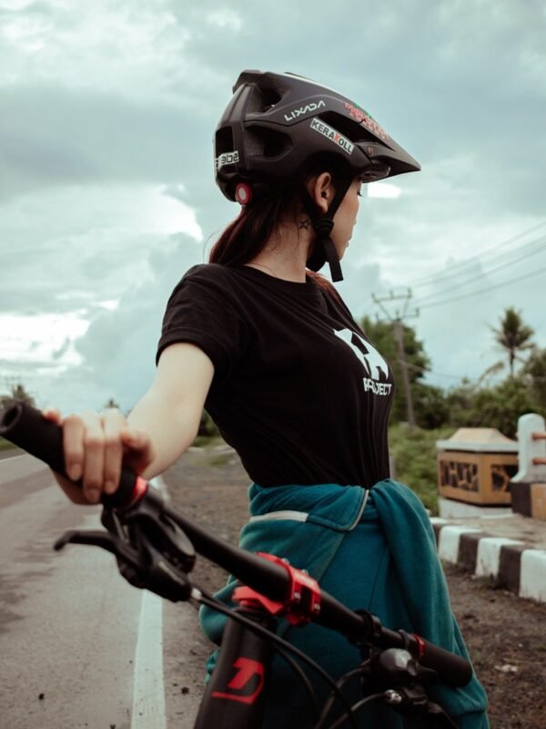 AeroShield Cycling Helmet