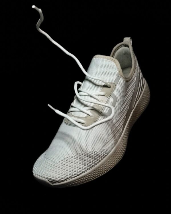 Velocita Stride Running Shoes