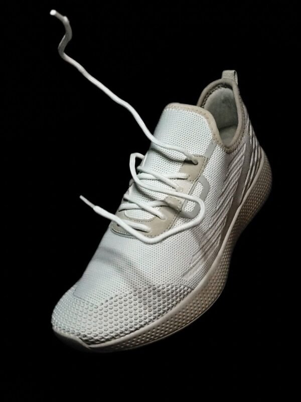 Velocita Stride Running Shoes